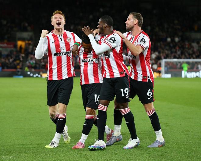 [亚冠]路易斯错失进球 上海申花客场告负