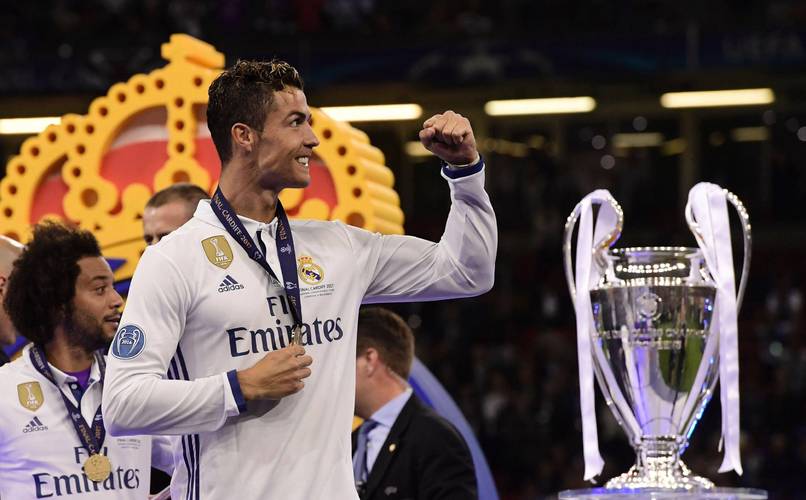 大莫里斯：东契奇这种球星是不能碰的，施罗德肯定动手打人了