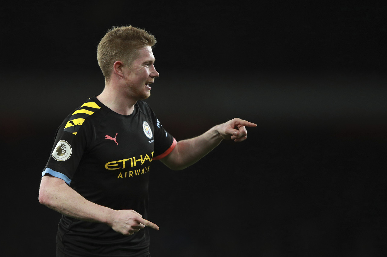 CBA浙江男篮险胜青岛