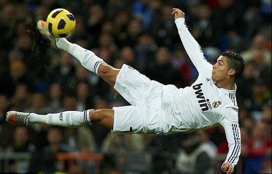 绝杀+读秒绝杀！英超赛场疯狂一夜