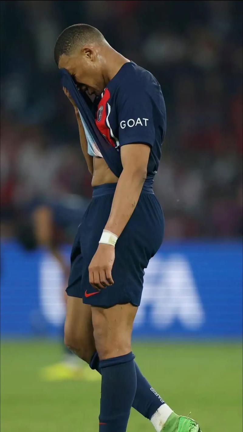 蒙克炸了！三分5中5打老东家，东契奇18分钟26分，湖人国王这是啥剧情？