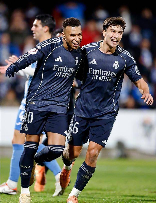 [NBA]能拼能抢的火箭就是没法把球放进篮圈？